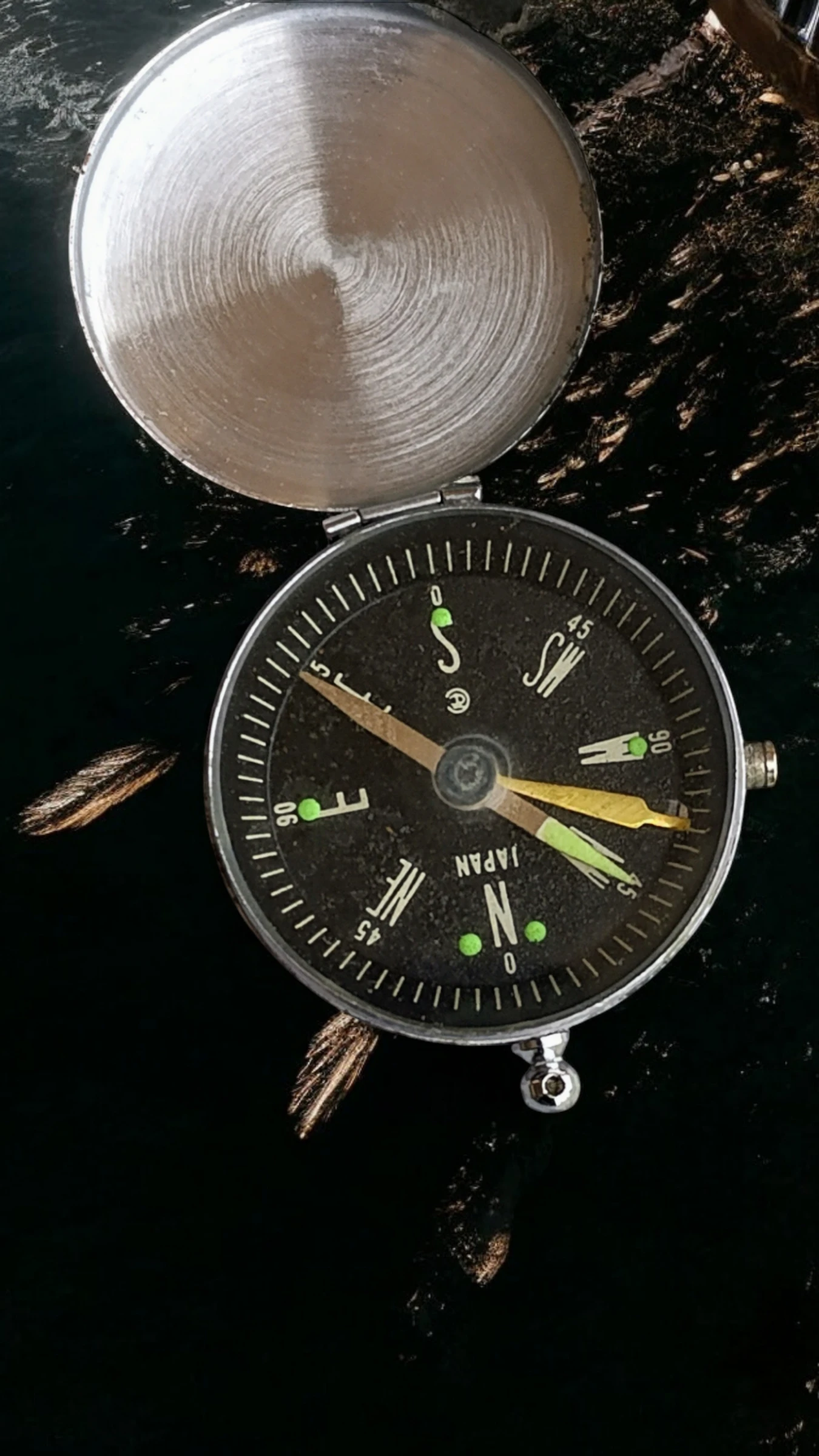 Vintage Japanese Steel Hunter-Style Pocket Compass (20th Century)
